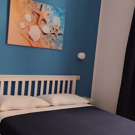 Le Quattro Stagioni Bed & Breakfast เจนัว ภายนอก รูปภาพ