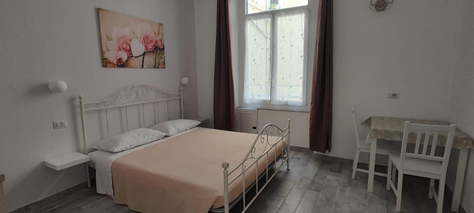 Le Quattro Stagioni Bed & Breakfast เจนัว ภายนอก รูปภาพ